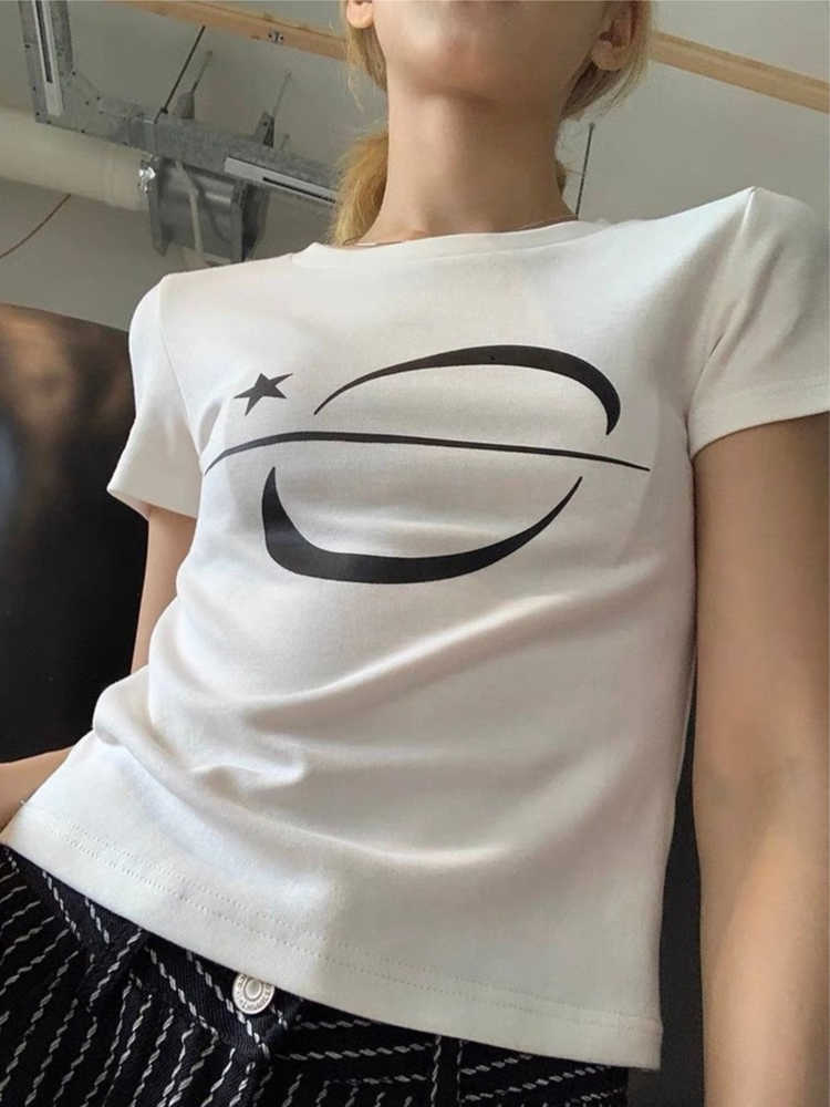 Women's T-Shirt Goth Star girl print Baby Tee Vintage Street Women Grunge Tshirt Y2k Clothes Aesthetic Cute Emo girl Slim Crop Top EMO Z0506