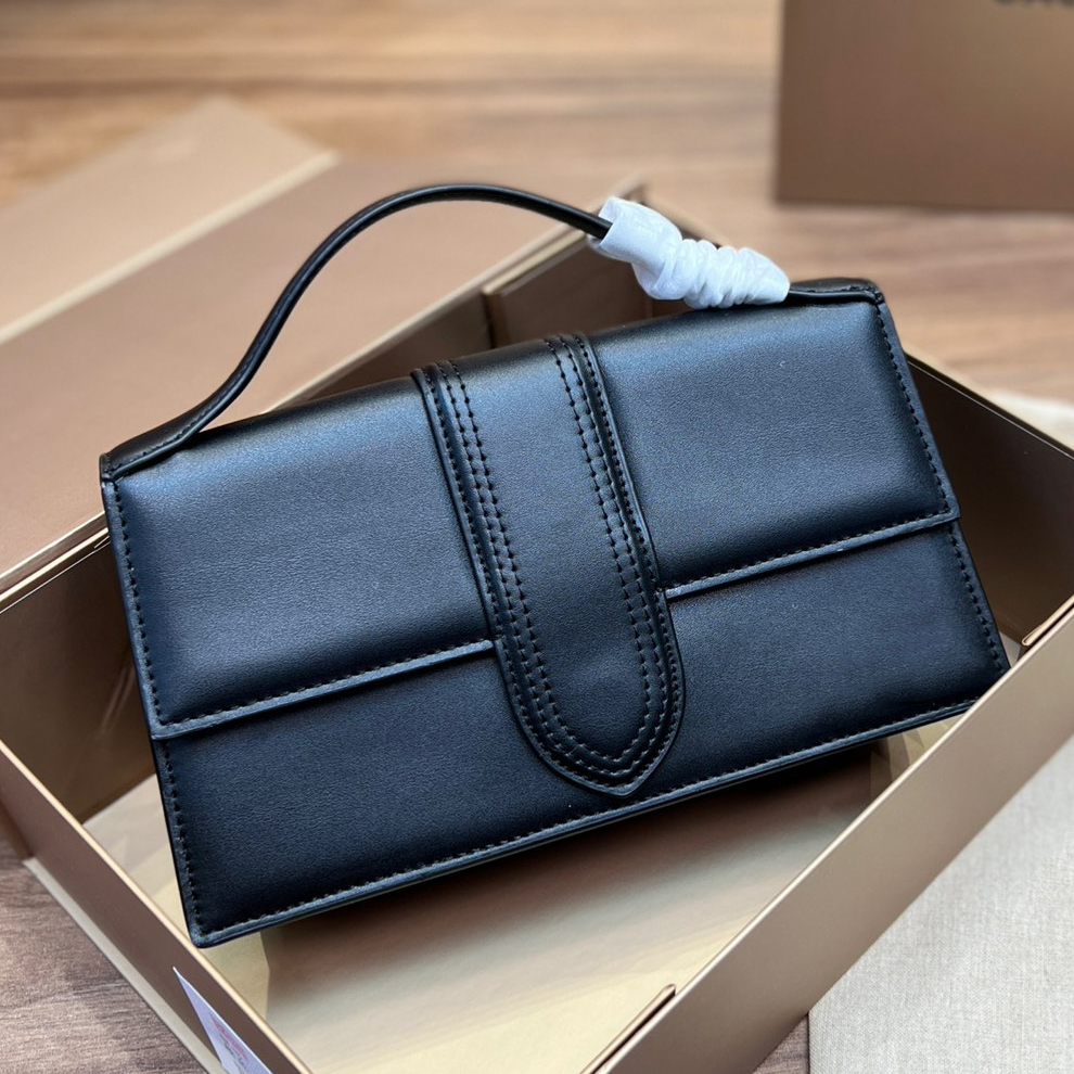 Designer bag Handbags Shoulder Bags Top Quality Women real leather Luxurys Brand Letter France jaquemus Handbag Tote Bag Fashion Women's Evening Crossbody Bag 02, #10 18*14cm
Designer bag Handbags Shoulder Bags Top Quality Women real leather Luxurys Brand Letter France jaquemus Handbag Tote Bag Fashion Women's Evening Crossbody Bag 02, #10 18*14cm