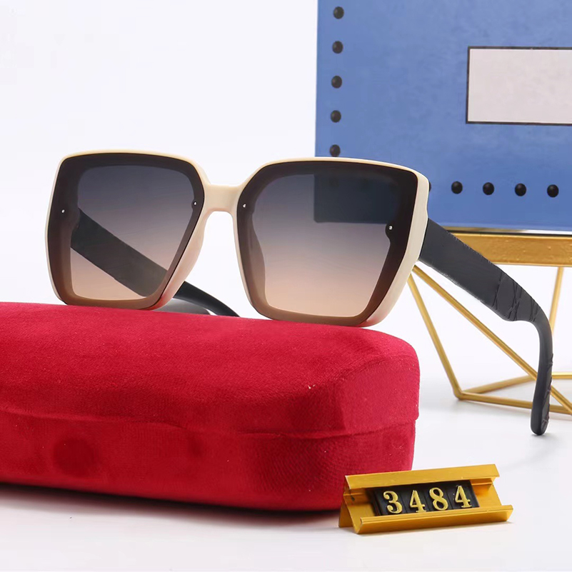 A125 new fashion designer sunglass women's men's advanced sunglasses are available in many colors
A125 new fashion designer sunglass women's men's advanced sunglasses are available in many colors