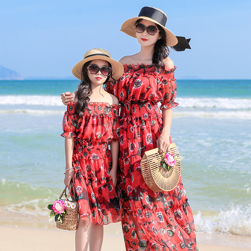 Family Matching Outfits Mother's Dress Parent-child Costume Dress Summer Beach Dress For Girls Dress Seaside Holiday Chiffon Dress 230506