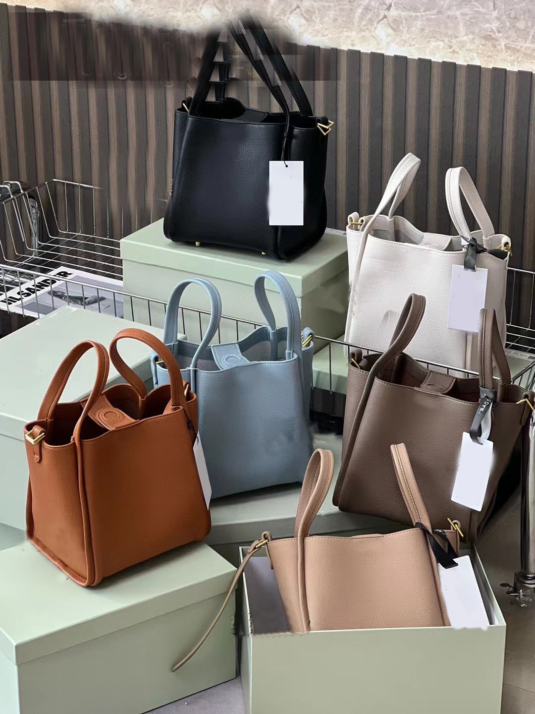 Fashion Bucket bags Songmont medium small Shopping Totes Evening Bags women's large capacity portable oblique cross basket Bag J08Y#
Fashion Bucket bags Songmont medium small Shopping Totes Evening Bags women's large capacity portable oblique cross basket Bag J08Y#