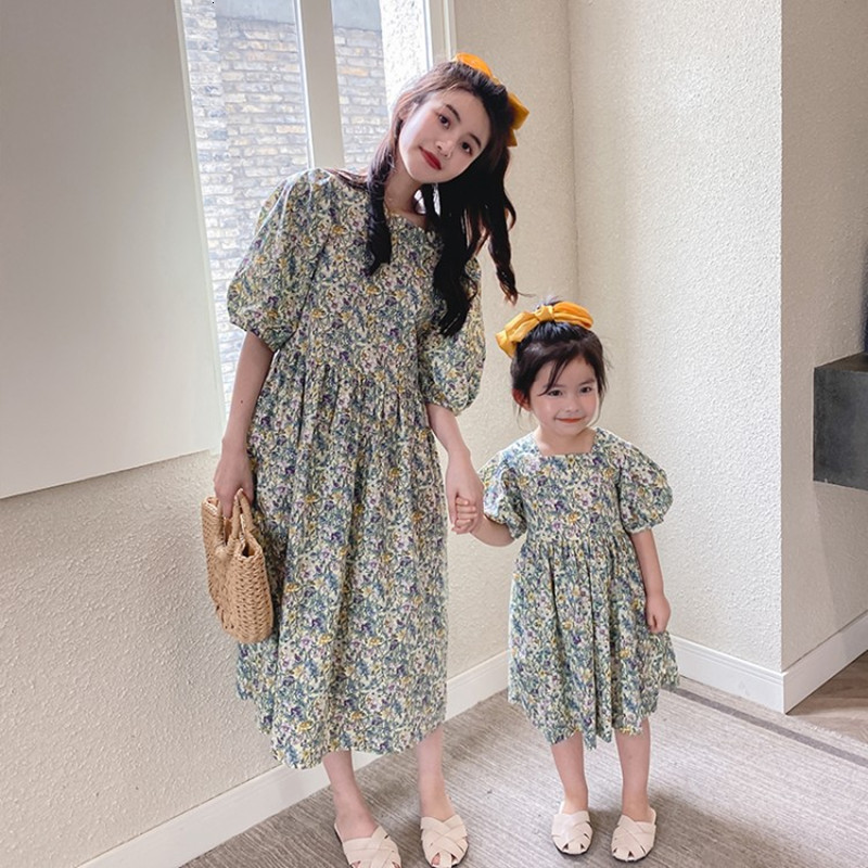 Family Matching Outfits Parent-child Wear Summer Girlfloral Skirt Mother And Women Princess Dress Family Matching Outfits Mommy And Me Clothes Dress 2