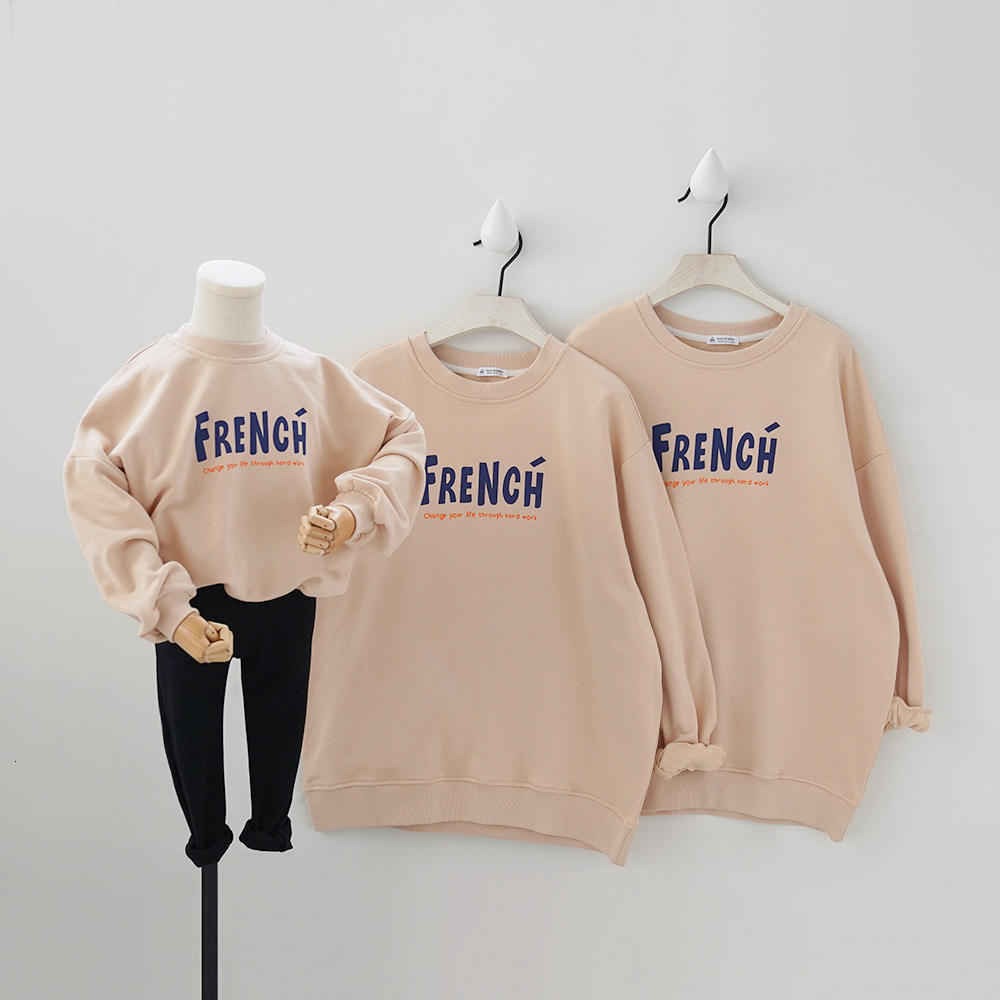 Family Matching Outfits Father And Son Family Clothing Long Sleeve Autumn Baby Tops Mom Daughter Equal Clothes Parent-Child Matching Hooded Sweatshirt