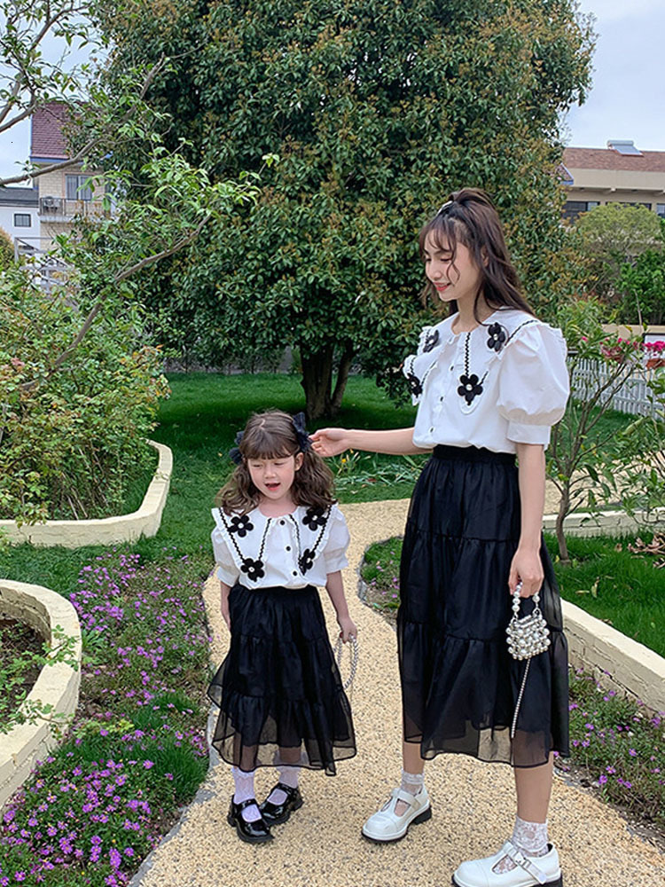Family Matching Outfits Parent-child Wear Mother and Daughter Korean Version Girls Small Fragrance Suit Shirt Skirt Two-piece Set Summer 230506