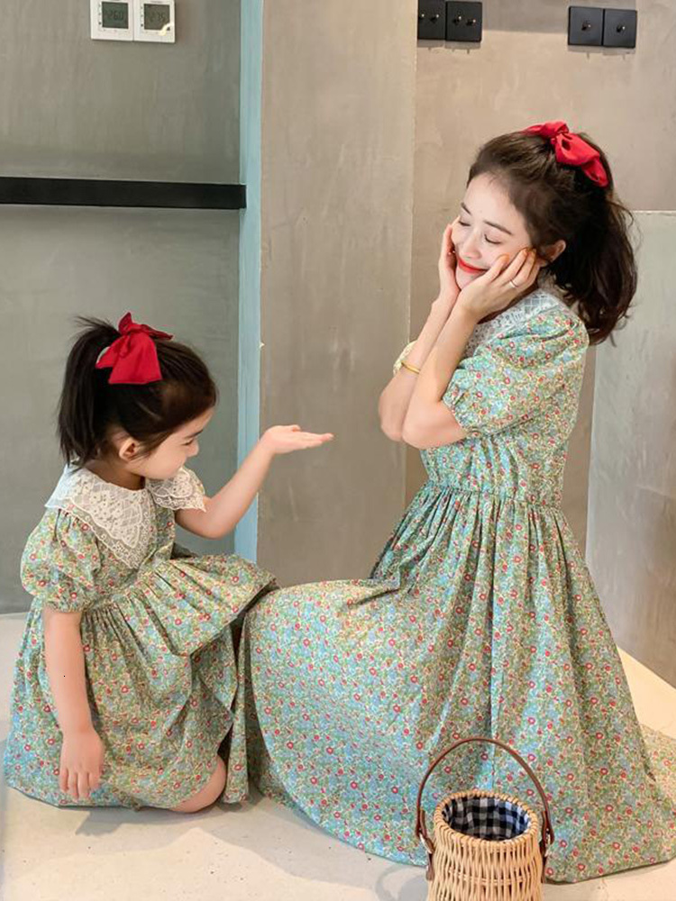 Family Matching Outfits Parent-child Skirt Summer Dress Girl Dress Baby Parent-child Dress Foreign Style Floral Skirt Small Fresh family sets 230506