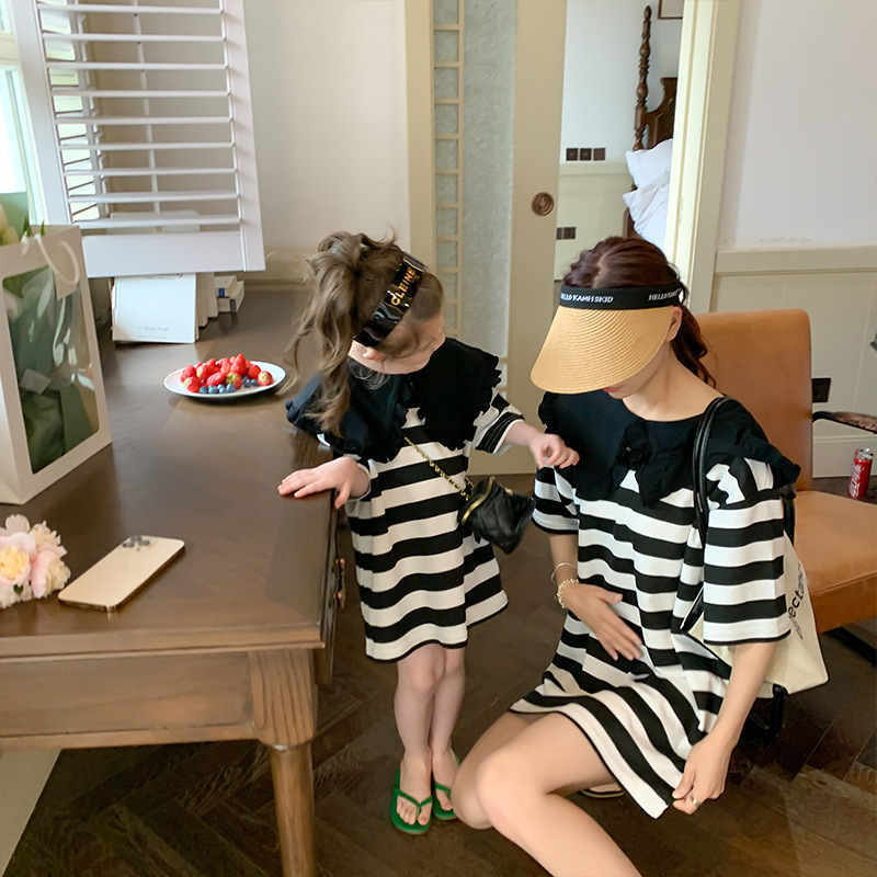 Family Matching Outfits Mom And Daughter Korea Dress With Big Collar Baby Girls And Women's Fashion Dresses Parent-Child Matching Summer Clothing