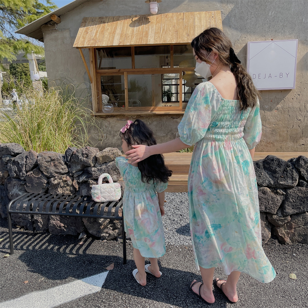 Family Matching Outfits Parent-child summer children's clothing Korean children's thin oil painting skirt girls mother and daughter dress fa