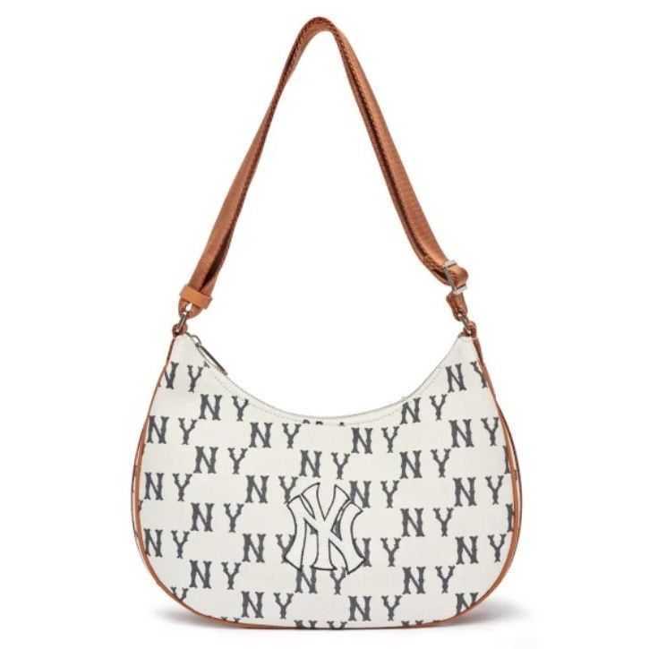 Chaopai MLb Underarm Bag 2023 New Full Label Flower fashion brand Shoulder Handheld Crossbody Casual womens Commuter Bag, New black
Chaopai MLb Underarm Bag 2023 New Full Label Flower fashion brand Shoulder Handheld Crossbody Casual womens Commuter Bag, New black