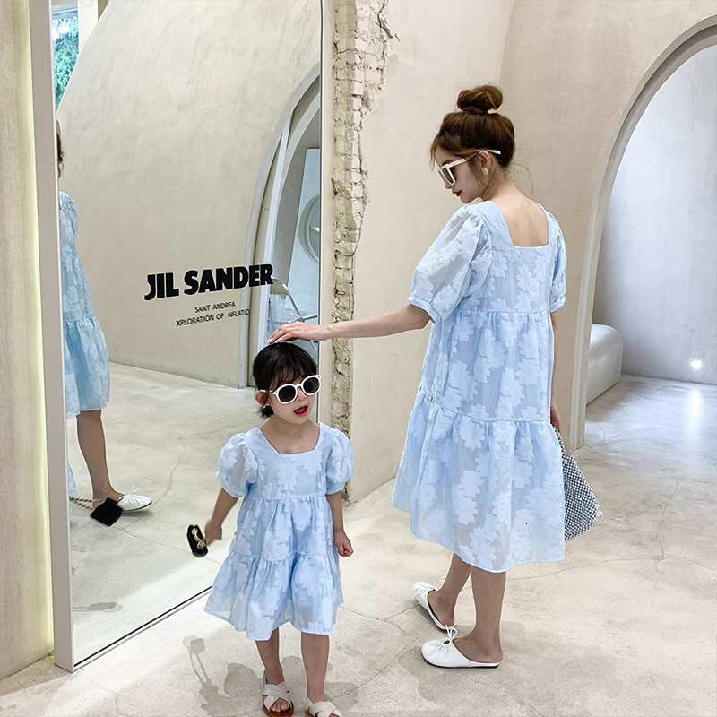 Family Matching Outfits Mommy and Me Dress Parent-child Outfit Family Clothing Family Matching Clothes Summer Mother-daughter Princess Lace Dress 2305