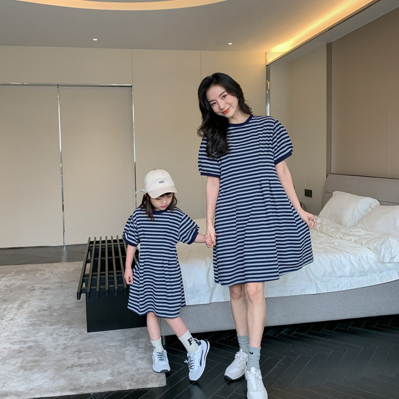 Family Matching Outfits Mom Daughter Dresses Summer Baby Girls' And Women's Dress Fashion Kids Onesie Parent-Child Matching Cotton Clothing 