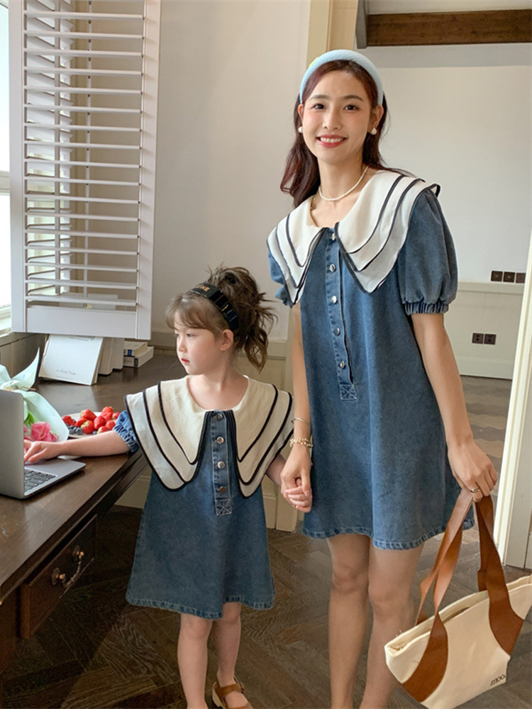 Family Matching Outfits Parent-child Doll Collar Denim Skirt Korean Version Mother and Daughter Cotton Long Skirt Summer Girls Clothes Trend 230506