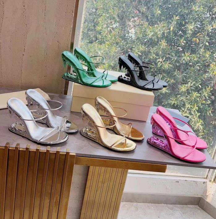 23S Latest GCDS Morso Sandals Tusk Shaped High Heels Heel Luxury Sexy Open Toe Sandal 11cm Party Banquet Factory Shoes Metallic Effect Leather Straps Matching Insole, Color 6
23S Latest GCDS Morso Sandals Tusk Shaped High Heels Heel Luxury Sexy Open Toe Sandal 11cm Party Banquet Factory Shoes Metallic Effect Leather Straps Matching Insole, Color 6