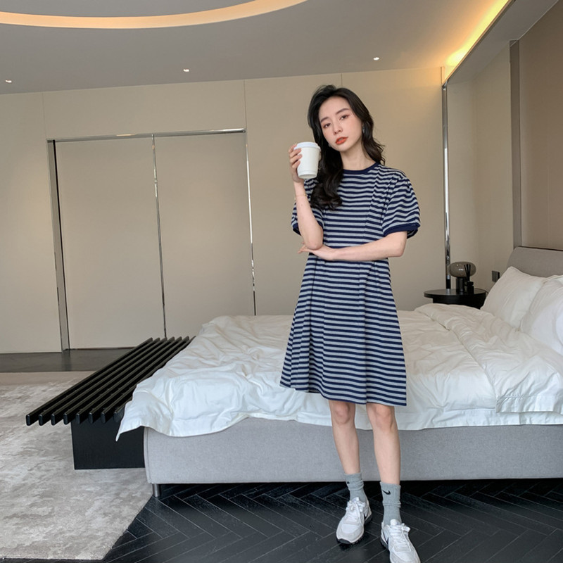 Family Matching Outfits Mom Daughter Dresses Summer Baby Girls' And Women's Dress Fashion Kids Onesie Parent-Child Matching Cotton Clothing 