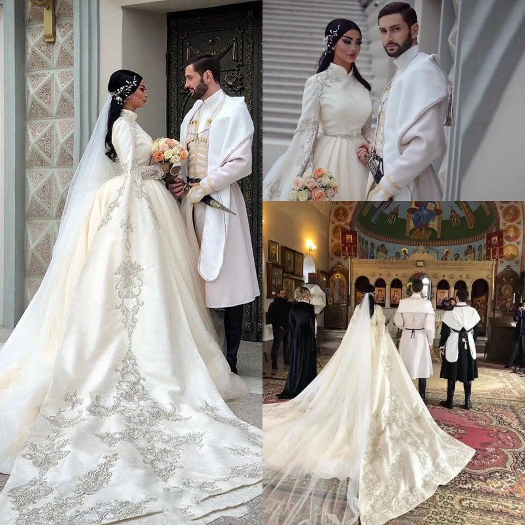 Princess Muslim Arabic Wedding Dresses With Long Sleeve Cape Lace Beaded Embroidery High Neck Caftan Kaftan Bridal Gown Vestido