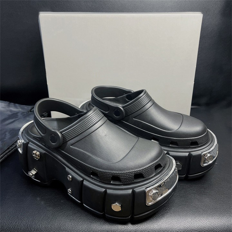 Women Men Slippers Fashion Triple S Flip Flops Hardcrocs Beach Pool Slides Sandals Sports Punk Style Rubber Rivet Slide Casual Foam Shoes Water Walker Trainer
Women Men Slippers Fashion Triple S Flip Flops Hardcrocs Beach Pool Slides Sandals Sports Punk Style Rubber Rivet Slide Casual Foam Shoes Water Walker Trainer
