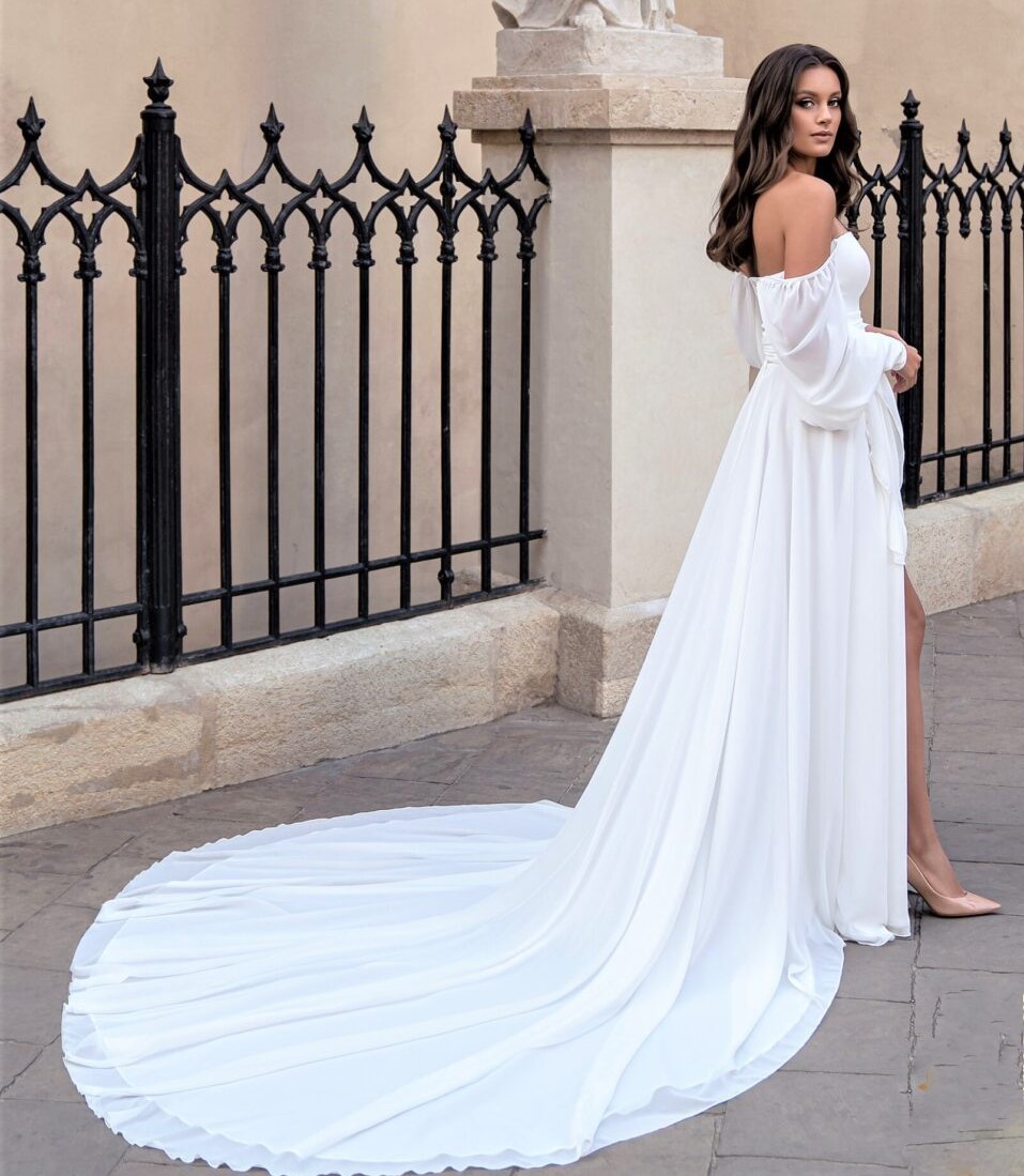 Chiffon A-line Wedding Dress Off Shoulder Beach Long Puff Sleeves V-neck Slit Bridal Gowns Sexy Vestidos De Novia Custom Made