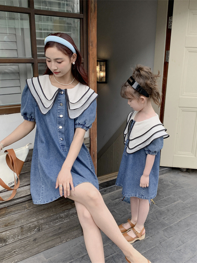 Family Matching Outfits Parent-child Doll Collar Denim Skirt Korean Version Mother and Daughter Cotton Long Skirt Summer Girls Clothes Trend 230506
