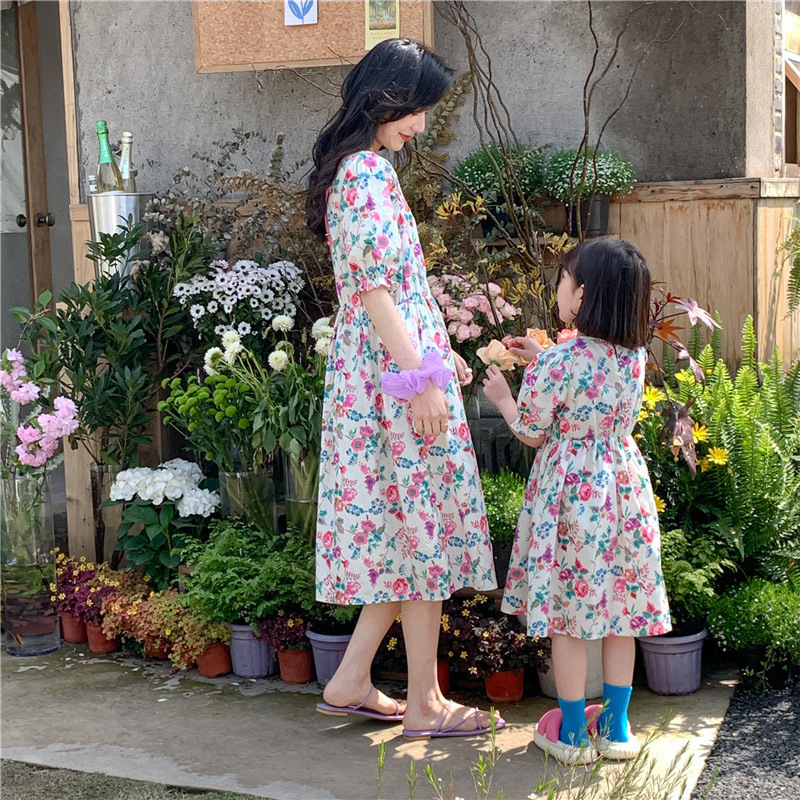 Family Matching Outfits Mom And Baby Dress For Mother And Daughter Matching Outfit Parent-Child Pair Look Girls And Women Floral Dresses Kids Clothing