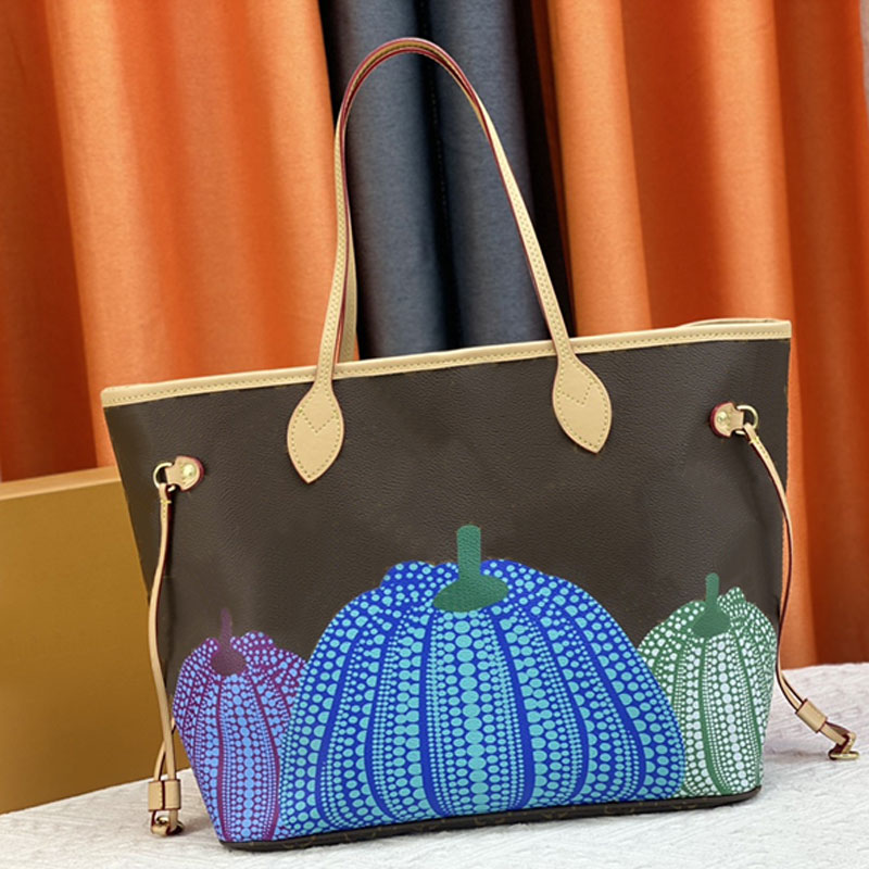 Ladies Classic Letter Prints Leather Handbag YK High Quality Luxury Womens Designer Tote Bag louiseits Never Shopping Crossbody Bags Pumpkin bags
Ladies Classic Letter Prints Leather Handbag YK High Quality Luxury Womens Designer Tote Bag louiseits Never Shopping Crossbody Bags Pumpkin bags