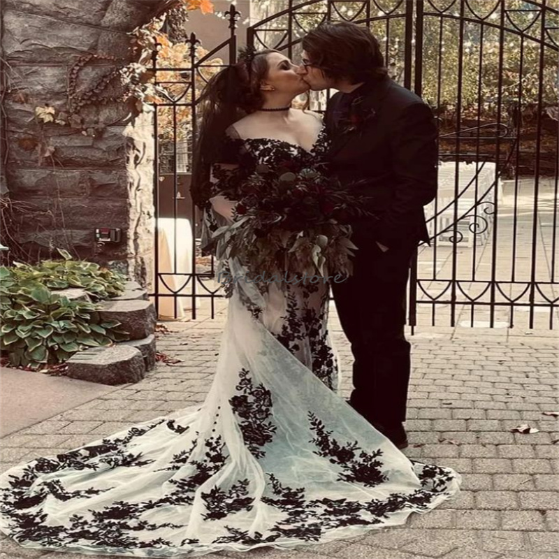 Chic Black Lace Gothic Wedding Dress 2023 Plus Size Long Sleeve Mermaid Country Garden Bridal Dresses With Train Elegant Bride robe de mariee Femme ve