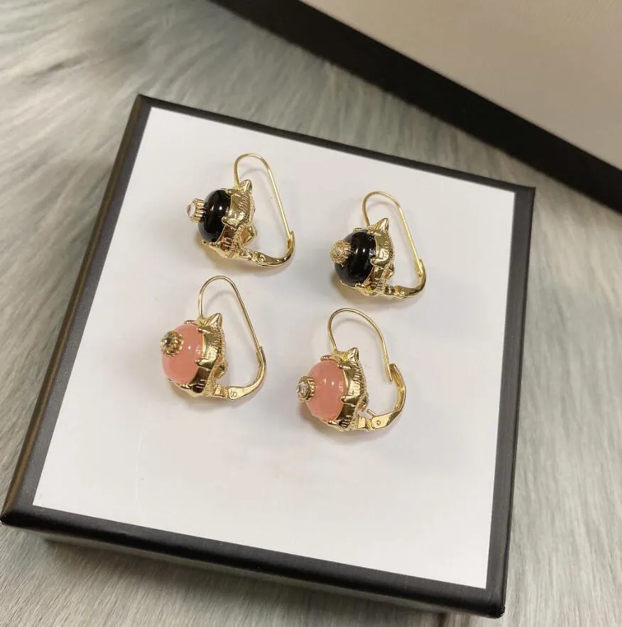 Chic Designer Gold Hoop Earring aretes top brass material with stamps Drop Dangle Earrings Eardrop for Women ladies wedding party jewelry gift With Box
Chic Designer Gold Hoop Earring aretes top brass material with stamps Drop Dangle Earrings Eardrop for Women ladies wedding party jewelry gift With Box