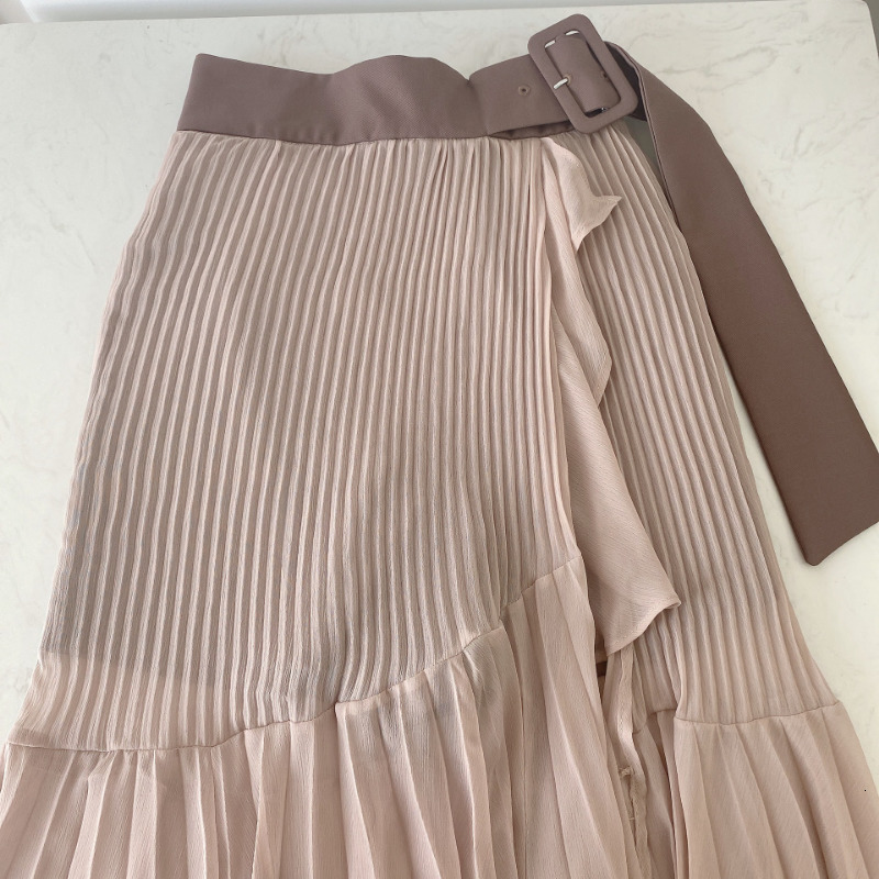 Skirts Kuzuwata Irregular Pleated Ruffles High Waist Belt Early Spring Jupes Japanese Plaid Mujer Faldas with Safety Shorts 230506