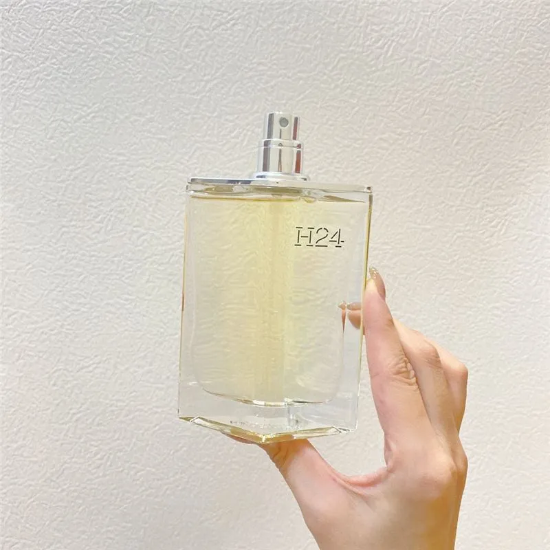 2023Freshener Unisex Fragrance Women man perfumes perfume H24 100ML EAU DE PARFUM Deodorant charming smell Beauty gift Spray Parfum
2023Freshener Unisex Fragrance Women man perfumes perfume H24 100ML EAU DE PARFUM Deodorant charming smell Beauty gift Spray Parfum
