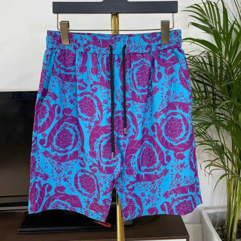 mens silk shorts fashion beach pants Medusa 3d printed casual straight pants men women designer shorts Hawaii five points short trousers
mens silk shorts fashion beach pants Medusa 3d printed casual straight pants men women designer shorts Hawaii five points short trousers