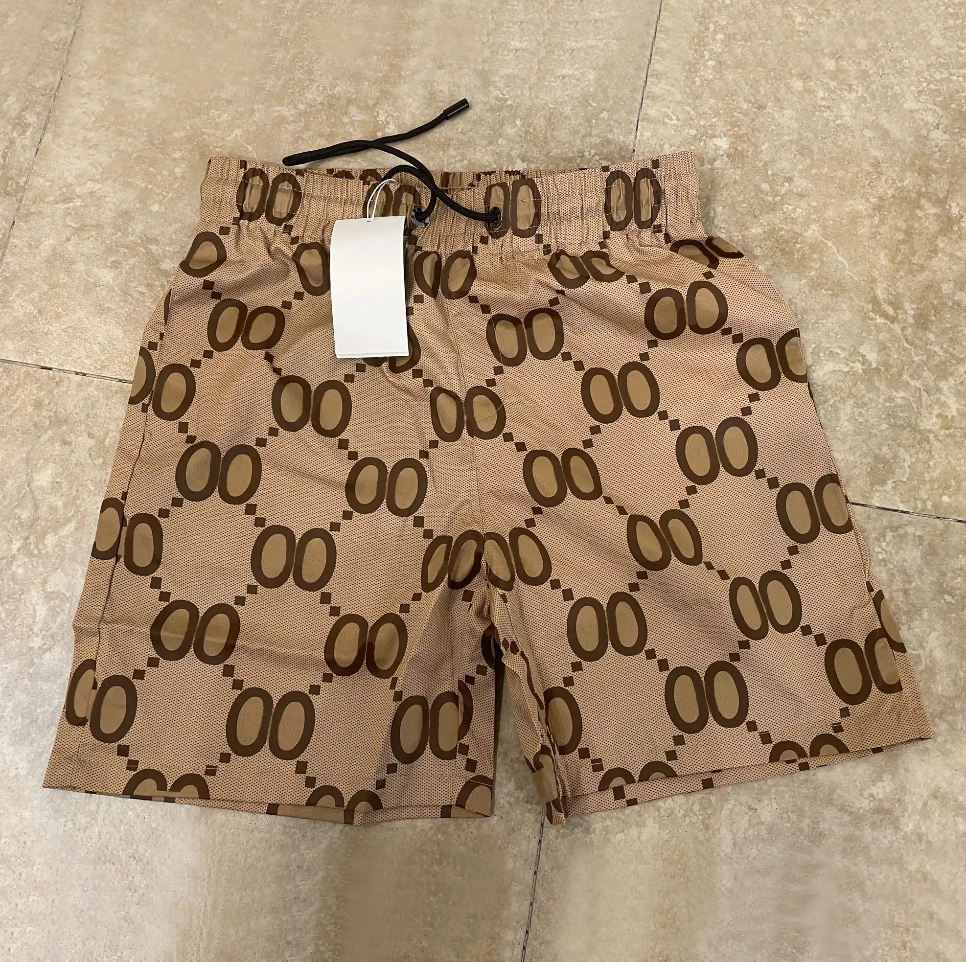 2023Summer Swimwear Men Board Shorts Letter Pattern Designer Fashion Casual Sports Running Fitness Seaside Surf Breathable Beach Swim Shorts
2023Summer Swimwear Men Board Shorts Letter Pattern Designer Fashion Casual Sports Running Fitness Seaside Surf Breathable Beach Swim Shorts
