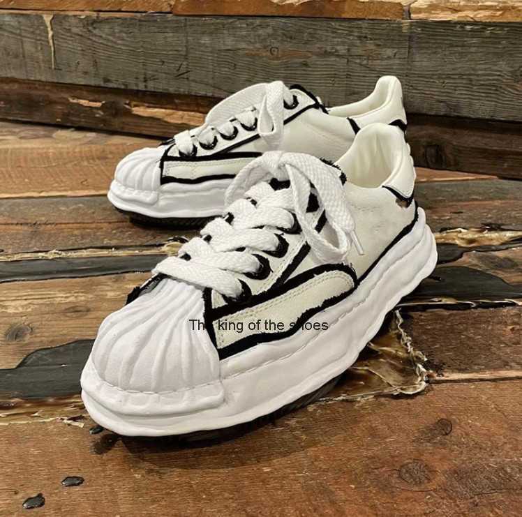 Maison Mihara Yasuhiro MMY Shoes OG Sole Toe Cap Canvas Lowcut Sneaker Mens Platform Womens Leather Suede Red White Black Casual Sneakers, Color 5
Maison Mihara Yasuhiro MMY Shoes OG Sole Toe Cap Canvas Lowcut Sneaker Mens Platform Womens Leather Suede Red White Black Casual Sneakers, Color 5