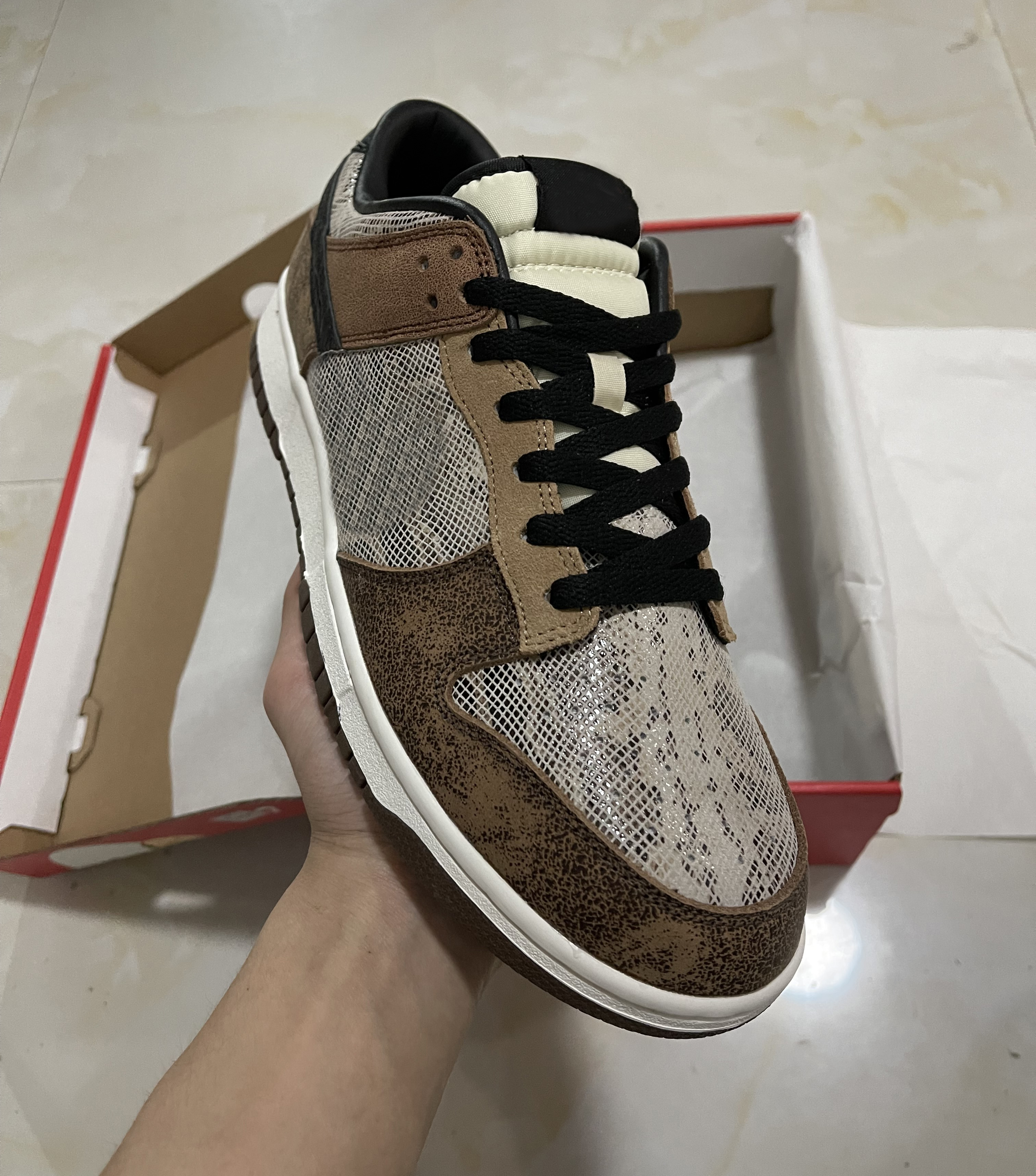 Designer Dunks Shoes Beast Pack SB Dunks Low CO JP Skates Sports Running Trainers, Black
Designer Dunks Shoes Beast Pack SB Dunks Low CO JP Skates Sports Running Trainers, Black