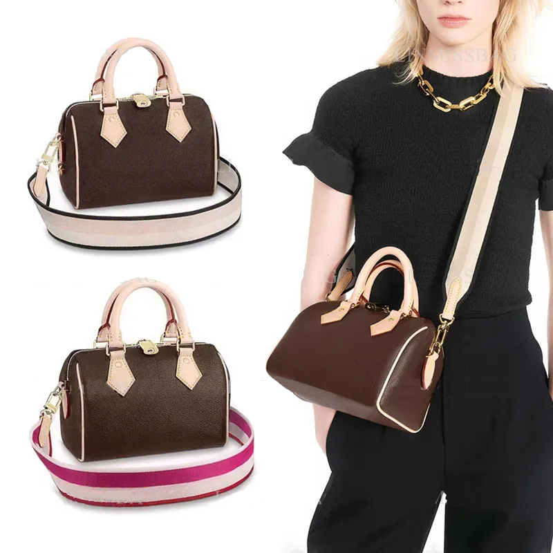 Fashion handbags tote M81085 M46234 SPEEDY NANO 20 25 Designer strap Bags Shoulder Luxury clutch Women's men classic crossbody top handle famous bag, Cream
Fashion handbags tote M81085 M46234 SPEEDY NANO 20 25 Designer strap Bags Shoulder Luxury clutch Women's men classic crossbody top handle famous bag, Cream