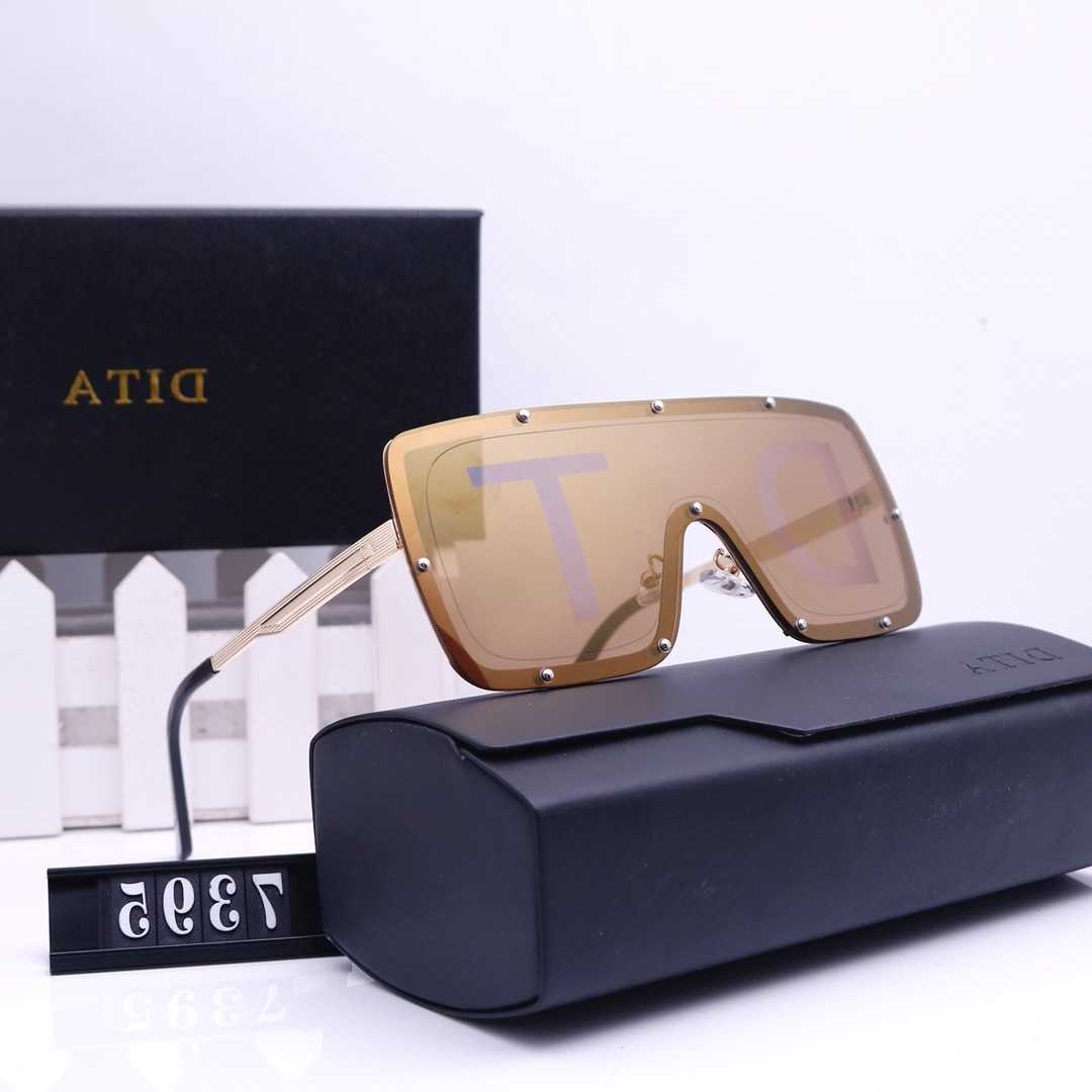 Original High Quality dita Sunglasses For Women Fashion Gradual Color Retro Sun Glasses Beach Lady Summer Style Female Famous UV400 With Box 4I68 Have
Original High Quality dita Sunglasses For Women Fashion Gradual Color Retro Sun Glasses Beach Lady Summer Style Female Famous UV400 With Box 4I68 Have