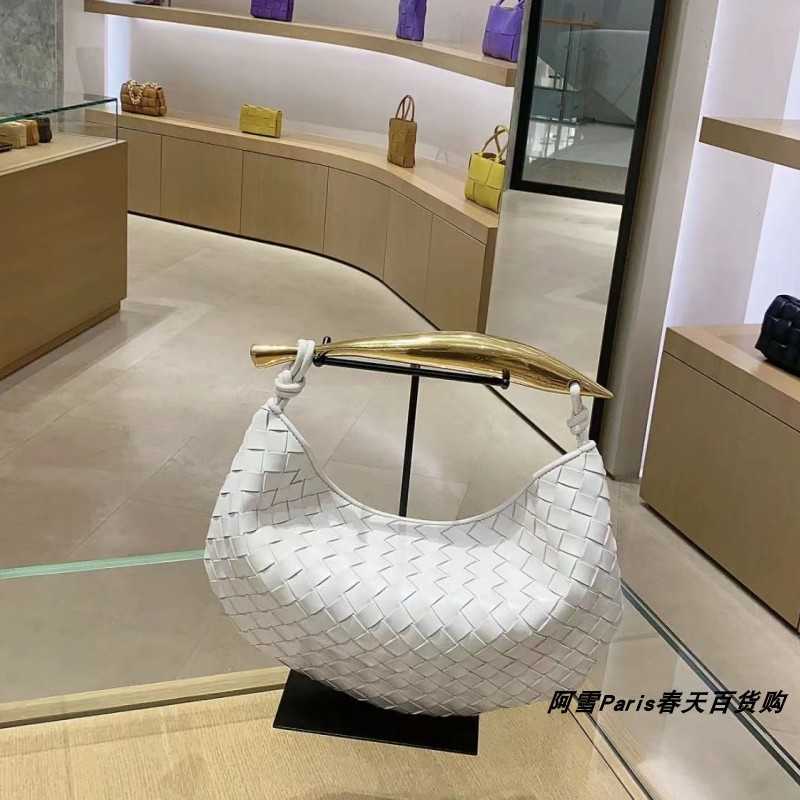 Luxury Bottegas Bag 2023 Sardine Handbag Large Metal Handle Handbag Venetas Leather
Luxury Bottegas Bag 2023 Sardine Handbag Large Metal Handle Handbag Venetas Leather
