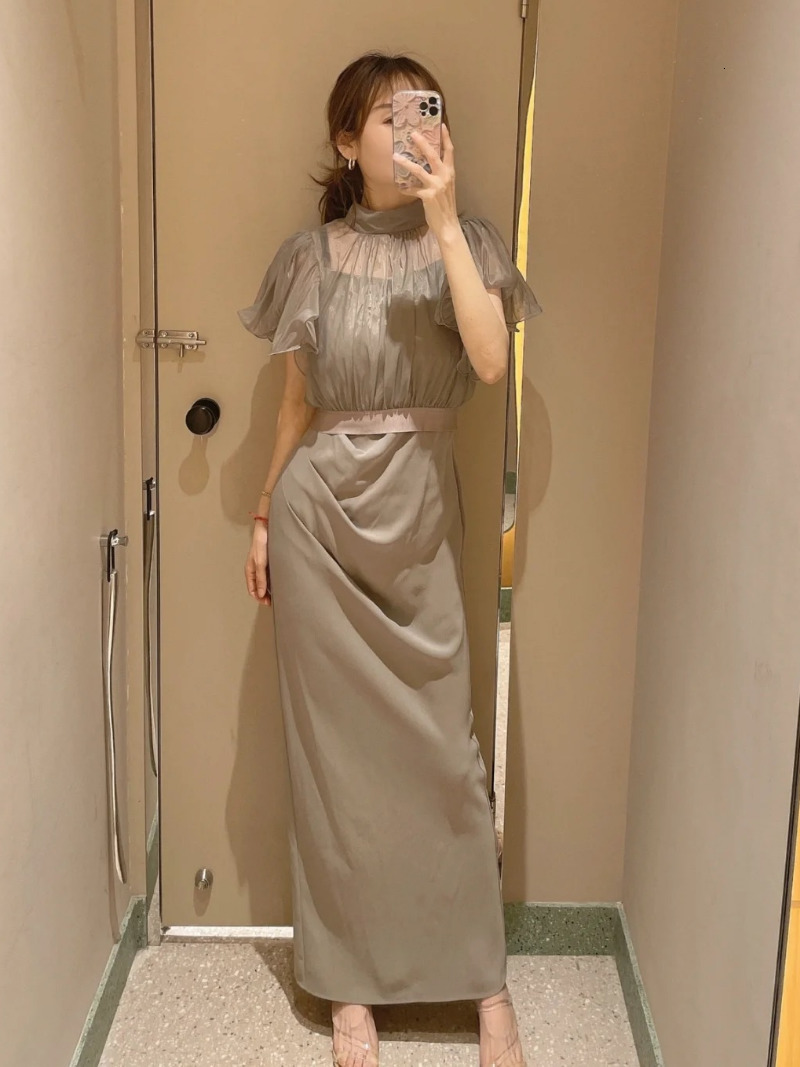 Two Piece Dress Kuzuwata Japanese 2023 Summer Conjunto Femenino Ruffled Perspective Toppleated Slim Waist Strap Peice Sets 230506