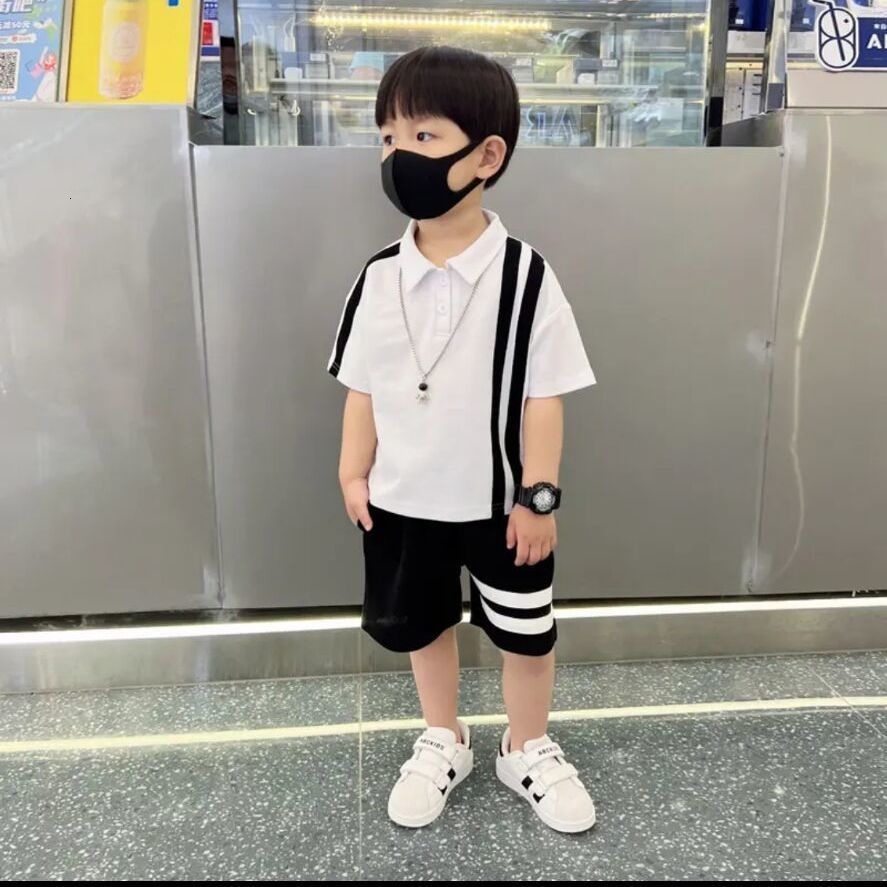 Family Matching Outfits Boy Set kid Boys Suit Cotton Summer Casual Outing Clothes Top Shorts 2PCS Clothing for Children s 2 12 years 230506