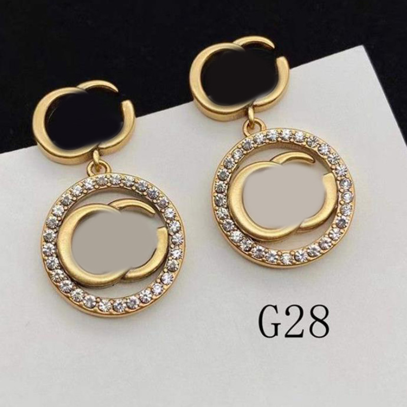 Jewelry woman earings Luxury designer earrings For Women New Classic Full Diamond G Shaped studs Brass Vintage Pearl Earrings 
Jewelry woman earings Luxury designer earrings For Women New Classic Full Diamond G Shaped studs Brass Vintage Pearl Earrings