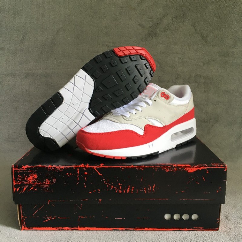 Running Shoes MaxS 1 86 OG Big Bubble Sport Red man and women 87 sneaker trainer with box
Running Shoes MaxS 1 86 OG Big Bubble Sport Red man and women 87 sneaker trainer with box