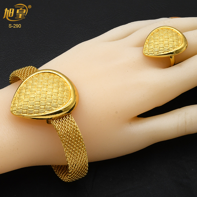 Pendant Necklaces XUHUANG African Bracelets Earing Sets Nigerian Wedding Jewelry Ethiopian Gold Colour Necklace Jewellery Gifts 230506