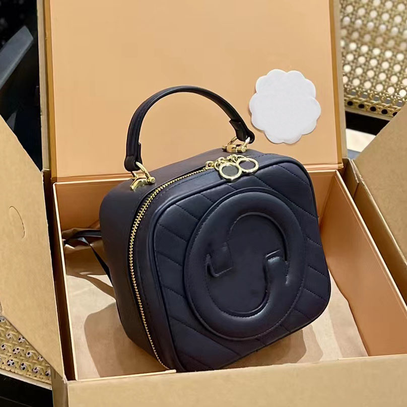 Designer Bags Shoulder Bag Blondie Crossbody handbag Letter Stylish Metal Classic Crossbody Clutches 21cm 13, G6
Designer Bags Shoulder Bag Blondie Crossbody handbag Letter Stylish Metal Classic Crossbody Clutches 21cm 13, G6