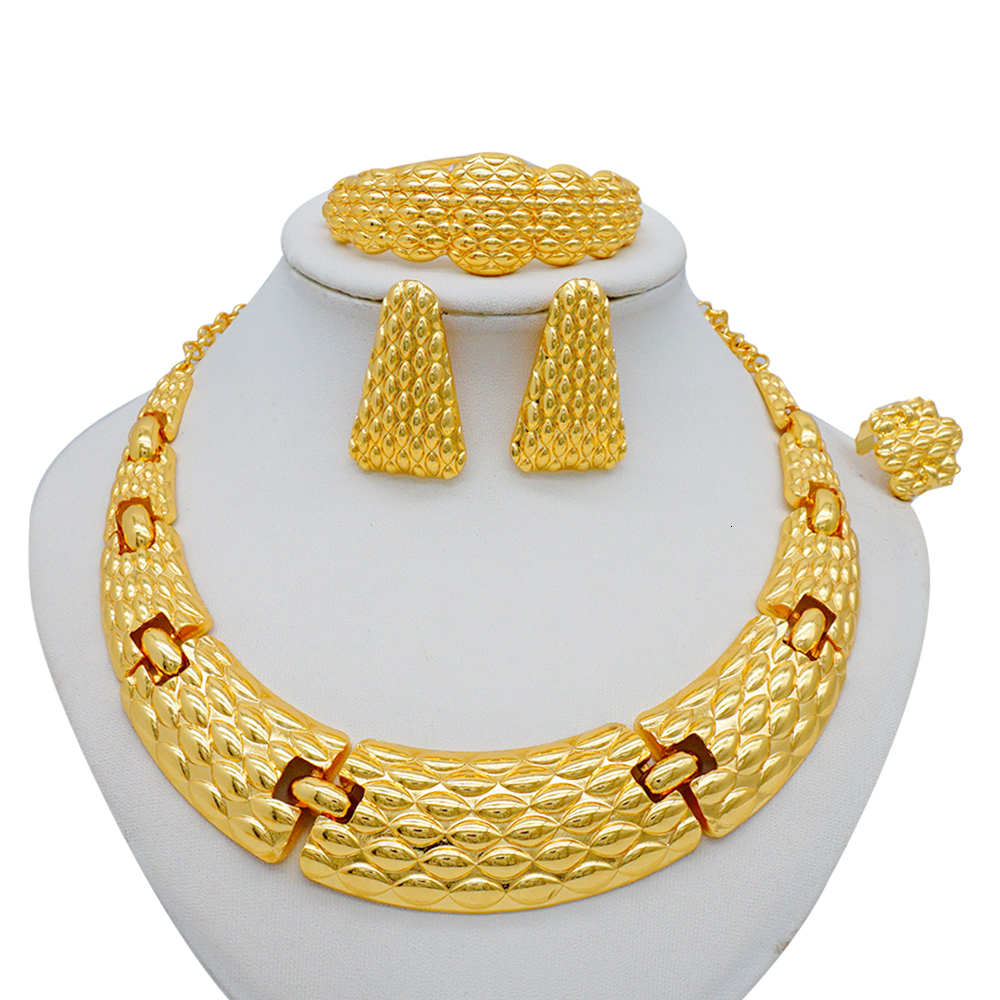 Pendant Necklaces Necklace Sets For Women Dubai African Gold Color Jewelry Bride Earrings Rings Indian Nigerian Wedding Jewelery Gift 230506