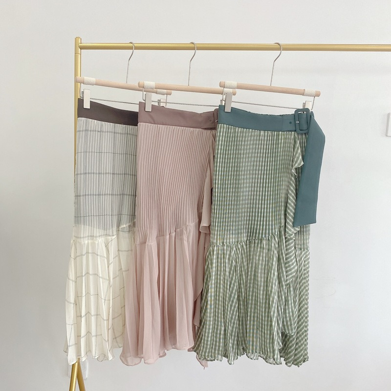 Skirts Kuzuwata Irregular Pleated Ruffles High Waist Belt Early Spring Jupes Japanese Plaid Mujer Faldas with Safety Shorts 230506