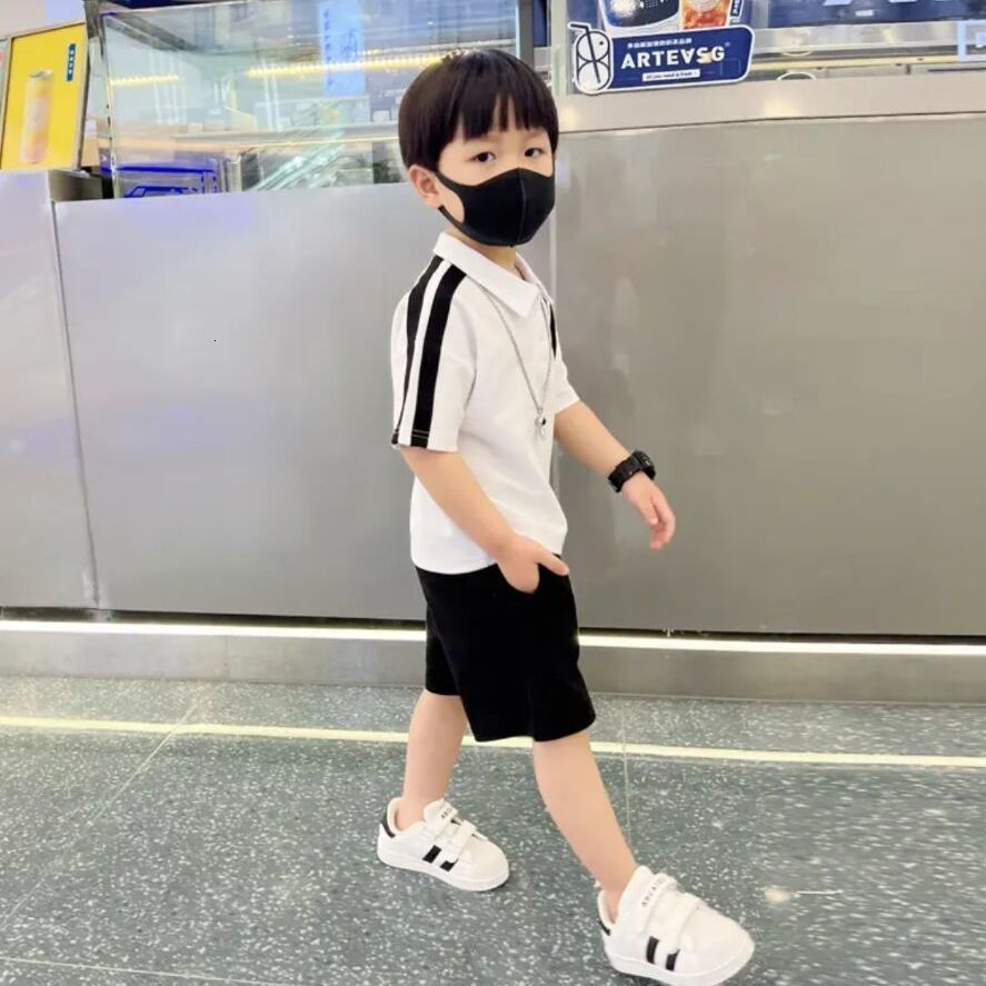 Family Matching Outfits Boy Set kid Boys Suit Cotton Summer Casual Outing Clothes Top Shorts 2PCS Clothing for Children s 2 12 years 230506
