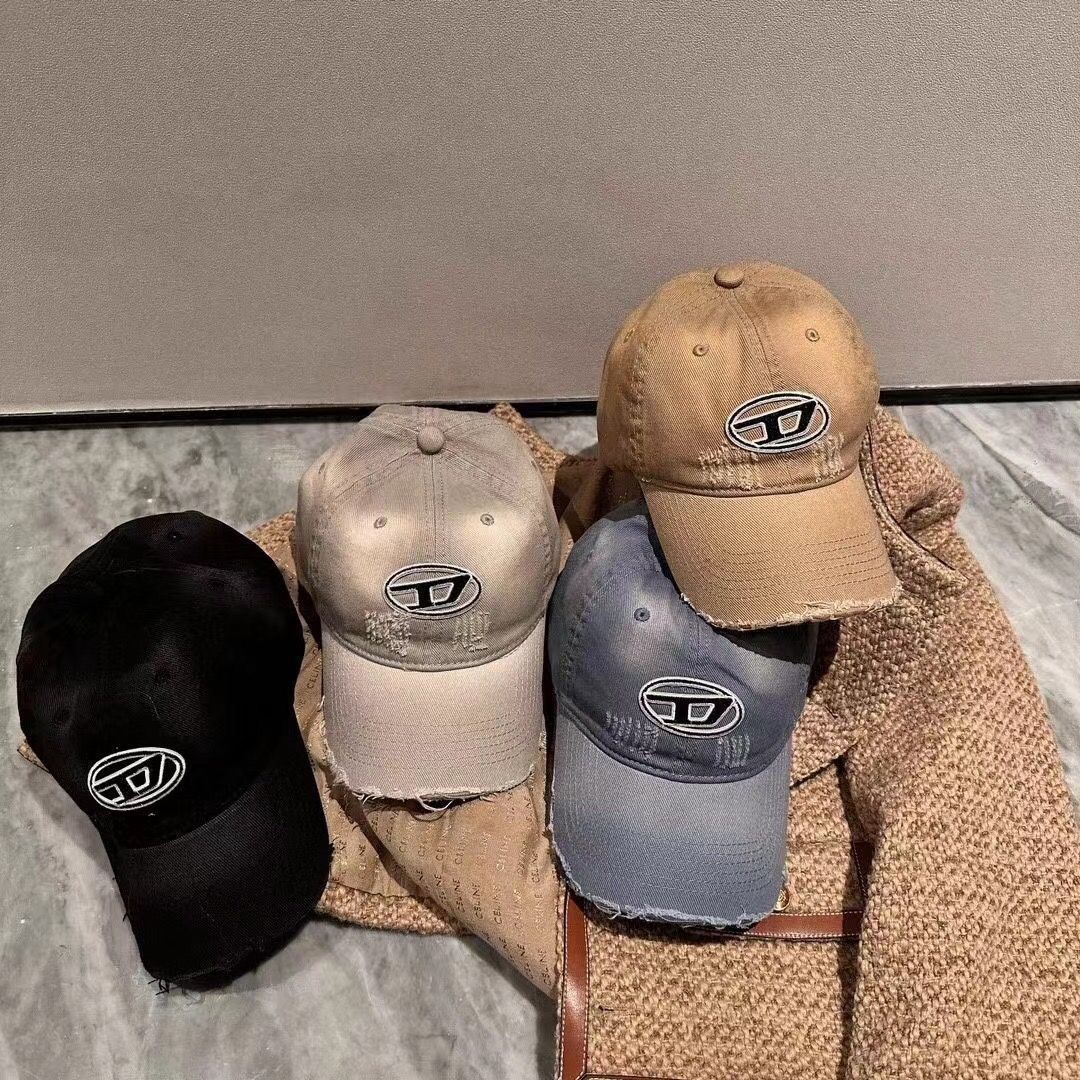 New worn and worn cap in spring and summer, children's trendy brand Diesel letter stickers, rough edged lovers' baseball cap, sun visor, 1ps nobox
New worn and worn cap in spring and summer, children's trendy brand Diesel letter stickers, rough edged lovers' baseball cap, sun visor, 1ps nobox