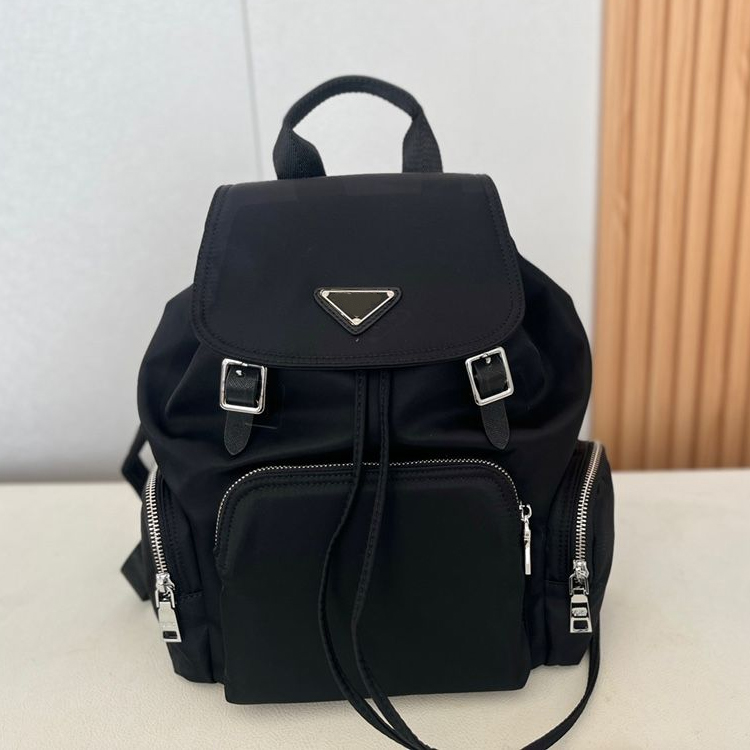 Backpack Style Designer Bag Backpack Shoulder Bag Travel Student School Bags Bagpack Rope Buckle Bag Backpacks for Duffel Bag 01, D1
Backpack Style Designer Bag Backpack Shoulder Bag Travel Student School Bags Bagpack Rope Buckle Bag Backpacks for Duffel Bag 01, D1