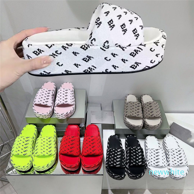 Designer Thickened Slippers Slider women Sandals Slippers Macaron Thick Bottom Non-slip Soft Bottom Ladies Wearing Beach Flip-flops INS Fashion B House Slippers, 10
Designer Thickened Slippers Slider women Sandals Slippers Macaron Thick Bottom Non-slip Soft Bottom Ladies Wearing Beach Flip-flops INS Fashion B House Slippers, 10