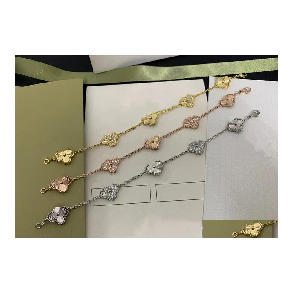 Charm Bracelets With Box Classic Design Colorf Clover Diamond 4/Four Leaf 18K Gold Sier Rose Stainless Steel Bracelet Jewelry For Wo Dhqgo
Charm Bracelets With Box Classic Design Colorf Clover Diamond 4/Four Leaf 18K Gold Sier Rose Stainless Steel Bracelet Jewelry For Wo Dhqgo