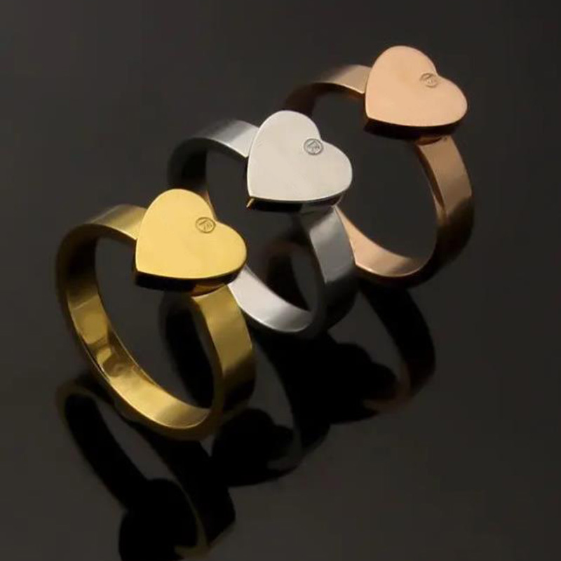 Fashion engagement ring for women Luxury designer gold rings men Wedding Rings Set classic G Letter Simple Peach Heart Couple Love Ring
Fashion engagement ring for women Luxury designer gold rings men Wedding Rings Set classic G Letter Simple Peach Heart Couple Love Ring