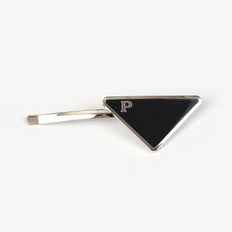 Hair Clips Luxury P letter designer geometry inverted triangle label hairpin Barrettes for girl tide brand
Hair Clips Luxury P letter designer geometry inverted triangle label hairpin Barrettes for girl tide brand