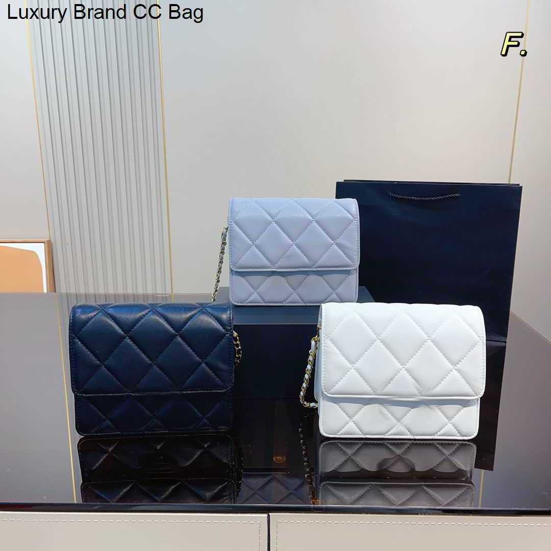 designers CC Women Cross Purse Body luxurys 5A bags Fashion small handbags with chain new 22 lady flap shoulder clutch black cross body bags mini tote b, Grey
designers CC Women Cross Purse Body luxurys 5A bags Fashion small handbags with chain new 22 lady flap shoulder clutch black cross body bags mini tote b, Grey